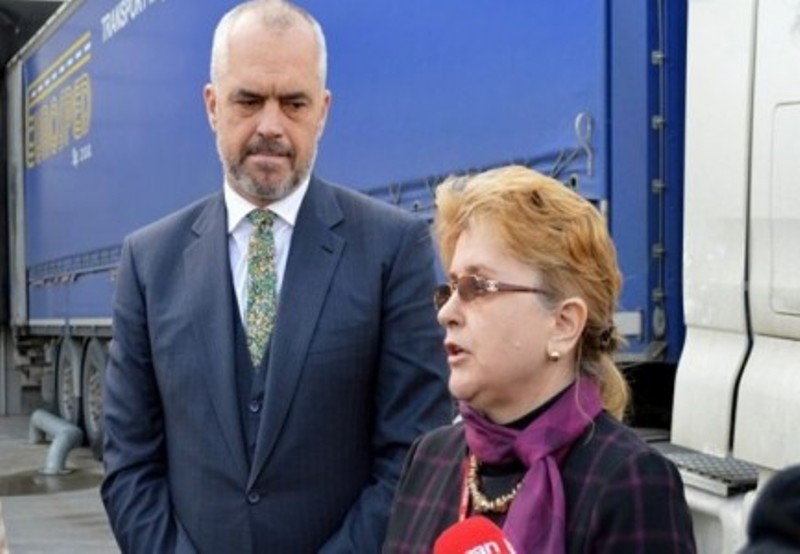 Me avion special nga Rinasi/ Mikja e Ramës e sëmurë me covid niset jashte shtetit