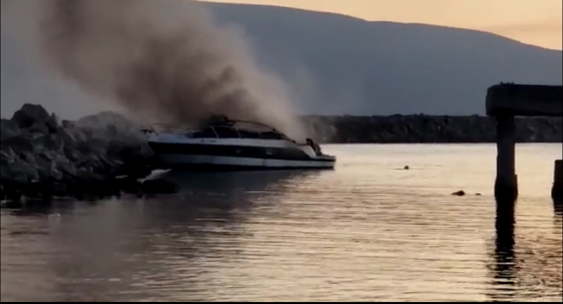 VLORE/ Policia shpjegon tymin dhe flaken ne Triport