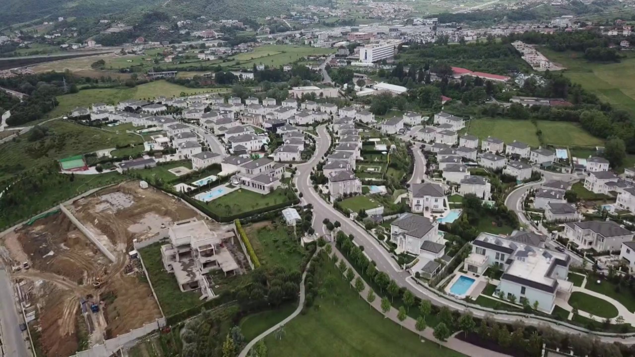 Lazaj, enigma e vetvrasjes ne nje vile ne “Rolling Hills” ne Farke