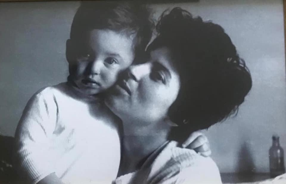 Mesazhi tjeter i Rames per nenen:“ Zemra jote mund të jetë bosh sepse nuk e sheh dot më”