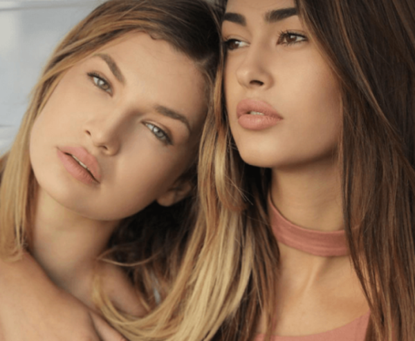 “Miss Universe Albania & Kosovo”, rikthen në skenë si prezantuese dy bukuroshet shqiptare