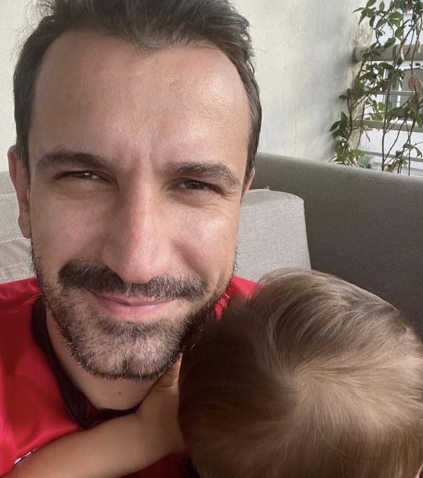 Veliaj sherohet nga covid, ndryshon ‘look’ e falenderon edhe Gramoz Rucin per keshillat qe i jepte