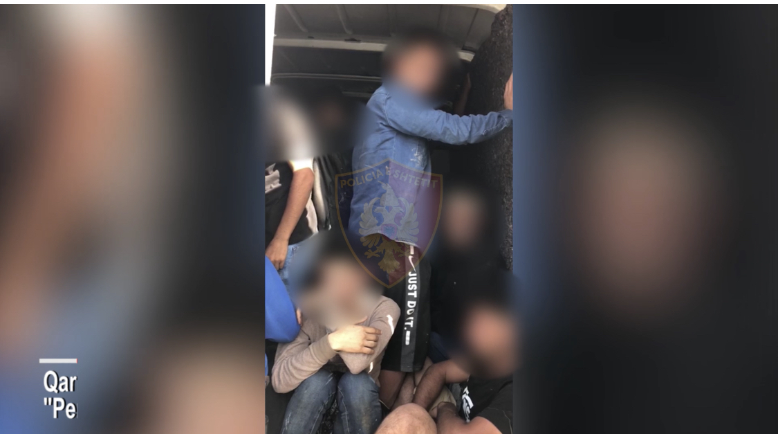 KORCE/ Paketoi ne furgon 28 emigrante, sa ju mori per udhetimin deri ne kufi