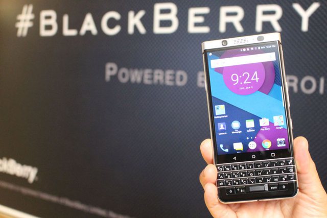 Rikthehet telefoni BlackBerry, tashmë një smartfon dhe me sinjal 5G