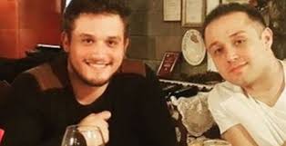 Deputeti socialist shërohet nga infeksioni i COVID-19, vëllai i publikon rezultatin e tamponit