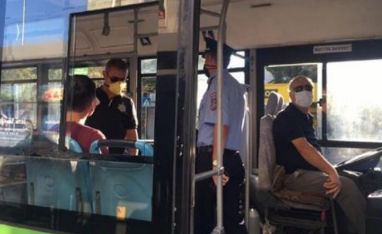 Mjeku i njohur: Kontrollet e Policisë bashkiake në urbanë, sa për t’i dërguar foto superiorëve, nuk i vlejnë askujt