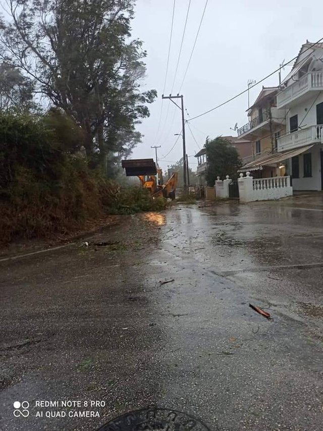 FOTO/Ndodh e papritura me ciklonin në Greqi, nëntë orët e ardhshme kritike për vendin