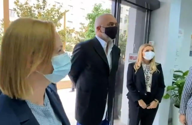 Rama nga Durrësi: E keni shtetin në xhep, mjafton një iPhone