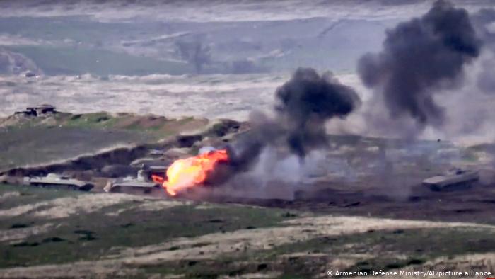 Lufte ne Kaukaz, ndeshen ushtria azere dhe armene per Nagorni Karabah