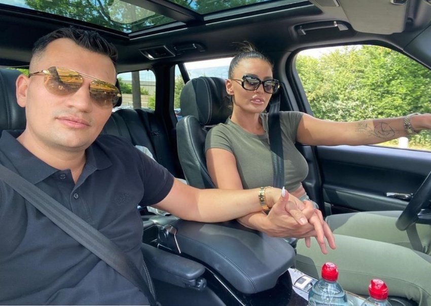 E lidhur prej kohësh me biznesmenin turk, këngëtarja e njohur zbulon se është shtatzënë