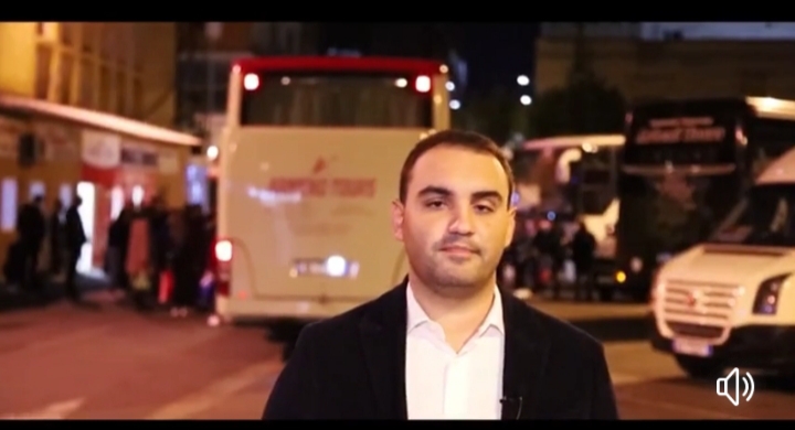 Denoncimi me zë dhe figurë. Belind Këlliçi nga stacioni i autobusave të azilkërkueve: Ja si po ikin qindra të rinj çdo ditë nga Shqipëria.