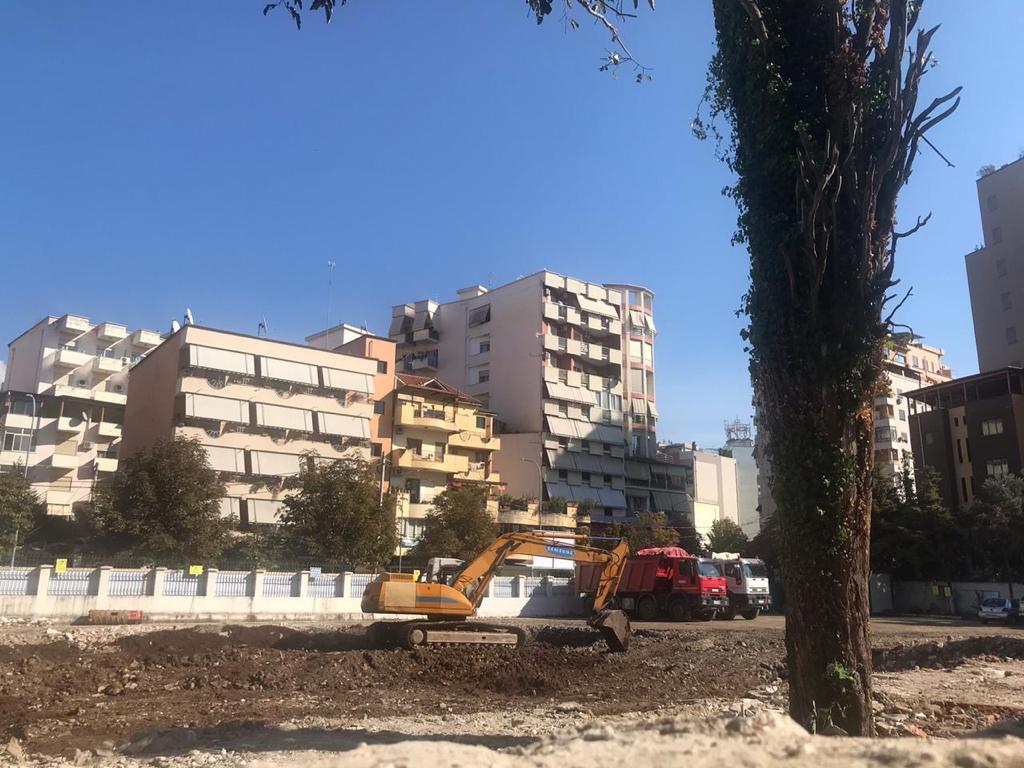 Tabaku nxjerr pamjet: Askush nuk po punon te “Sami Frasheri”