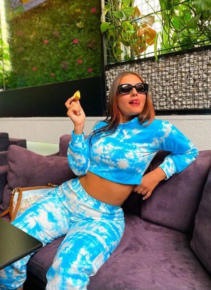 FOTO/Aktorja shqiptare merr propozimin për martesë dhe zbulon unazën me diamant