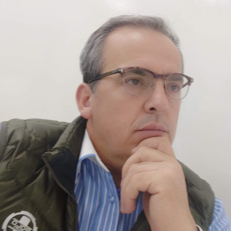 Pedagogu Pecnikaj: Janë fshehur 12 vdekje nga koronavirus. Maska prej cope është burim infeksioni