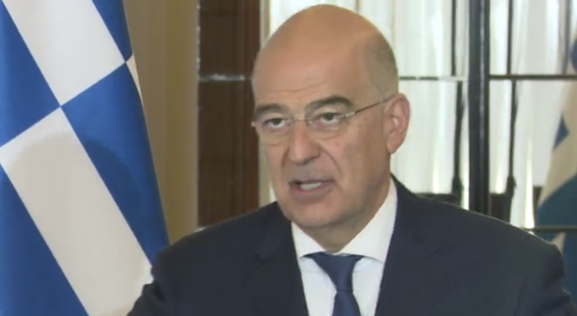 Dendias sulmon Turqinë në krah të Ramës ndërkohë deklaron se Ligji i Luftës do hiqet