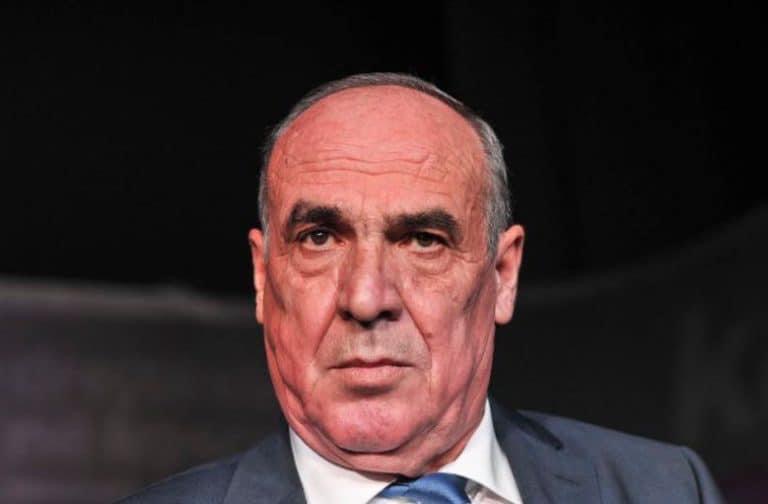 EMRI/ Arrestohet kryetari i komunës bashkë me stafin ne Kosovë