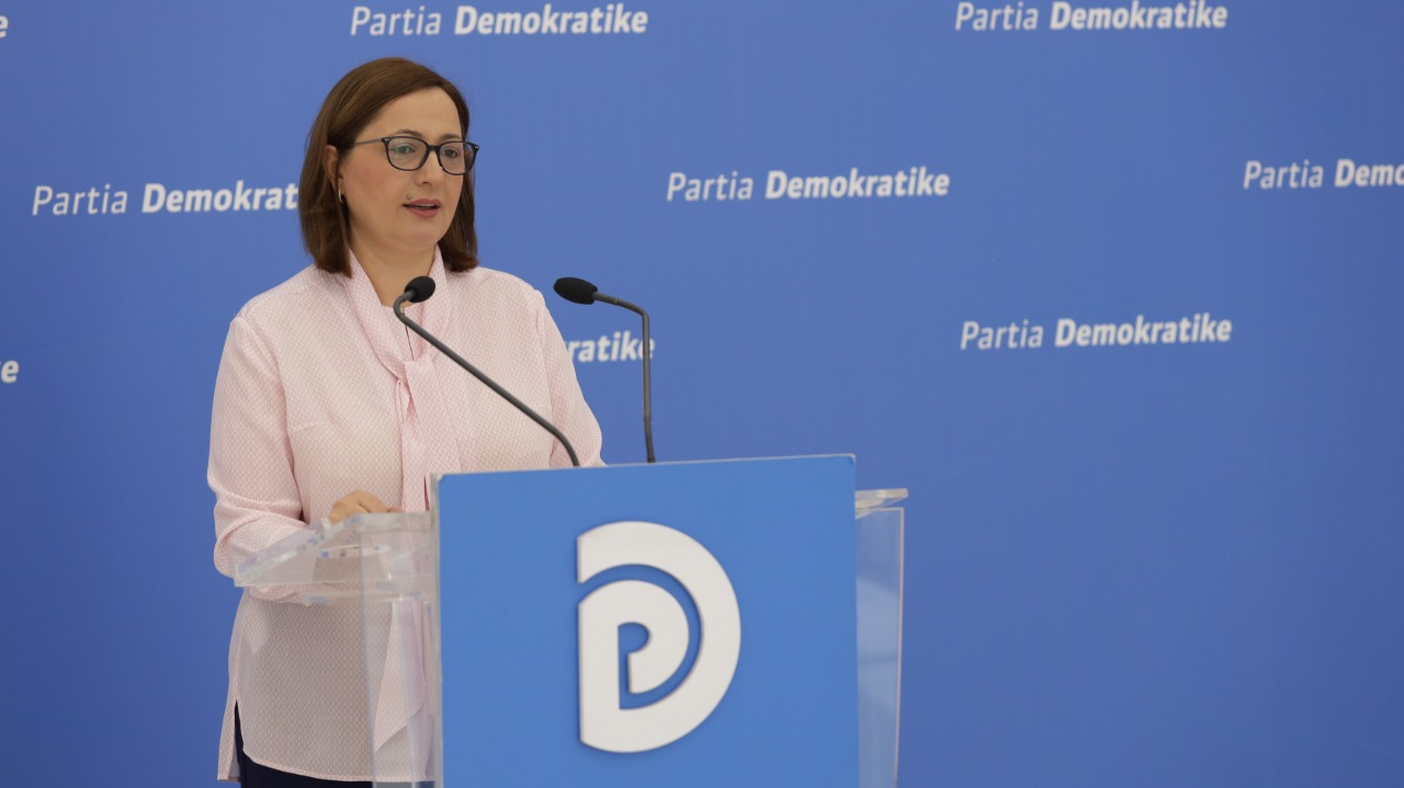 ‘SPAK të mos flejë mbi dosjen e mafias së plehrave’,PD kërkon llogari: Qeveria po braktis qytetarët për të paguar inceneratorët