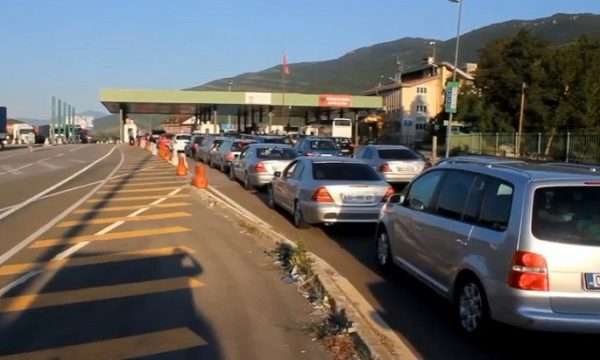 Ndryshime në pikën kufitare të Morinës