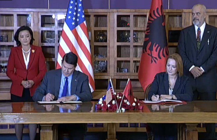 I pari që firmoset pas vitit 1992/Çfarë përmban Memorandumi i Bashkëpunimit Ekonomik i nënshkruar mes SHBA dhe Shqipërisë