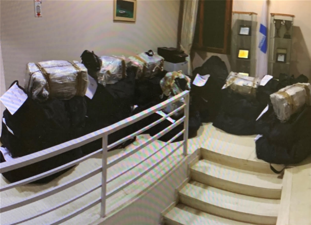 VIDEO/Mediat greke nxjerrin pamjet: Si u kap skafi shqiptar me 2 milion euro drogë në Greqi