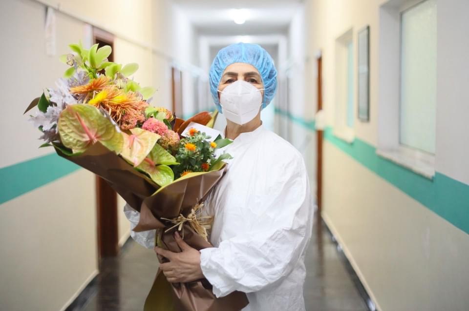 Mjekja Najada Como ka ditelindjen, lule dhe urime nga Manastirliu dhe Rama