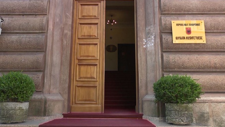 Presidenti Meta kërkon hapjen e hetimit pas denoncimit të Bashës: “Do të ndihmonte për shkundje të institucioneve “