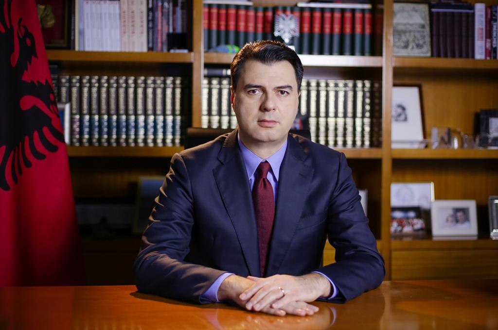 Basha sfidon Ramën: Nëse nuk ke asgjë për të fshehur, prano një hetim të plotë per viktimat e Covid