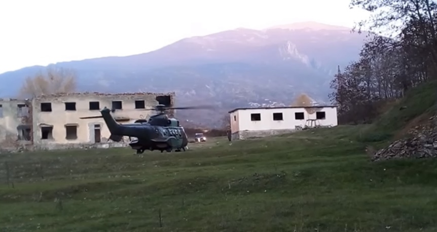 VIDEO/ Xhaçka harxhon 10 mijë euro per fushate ne Diber me helikopter