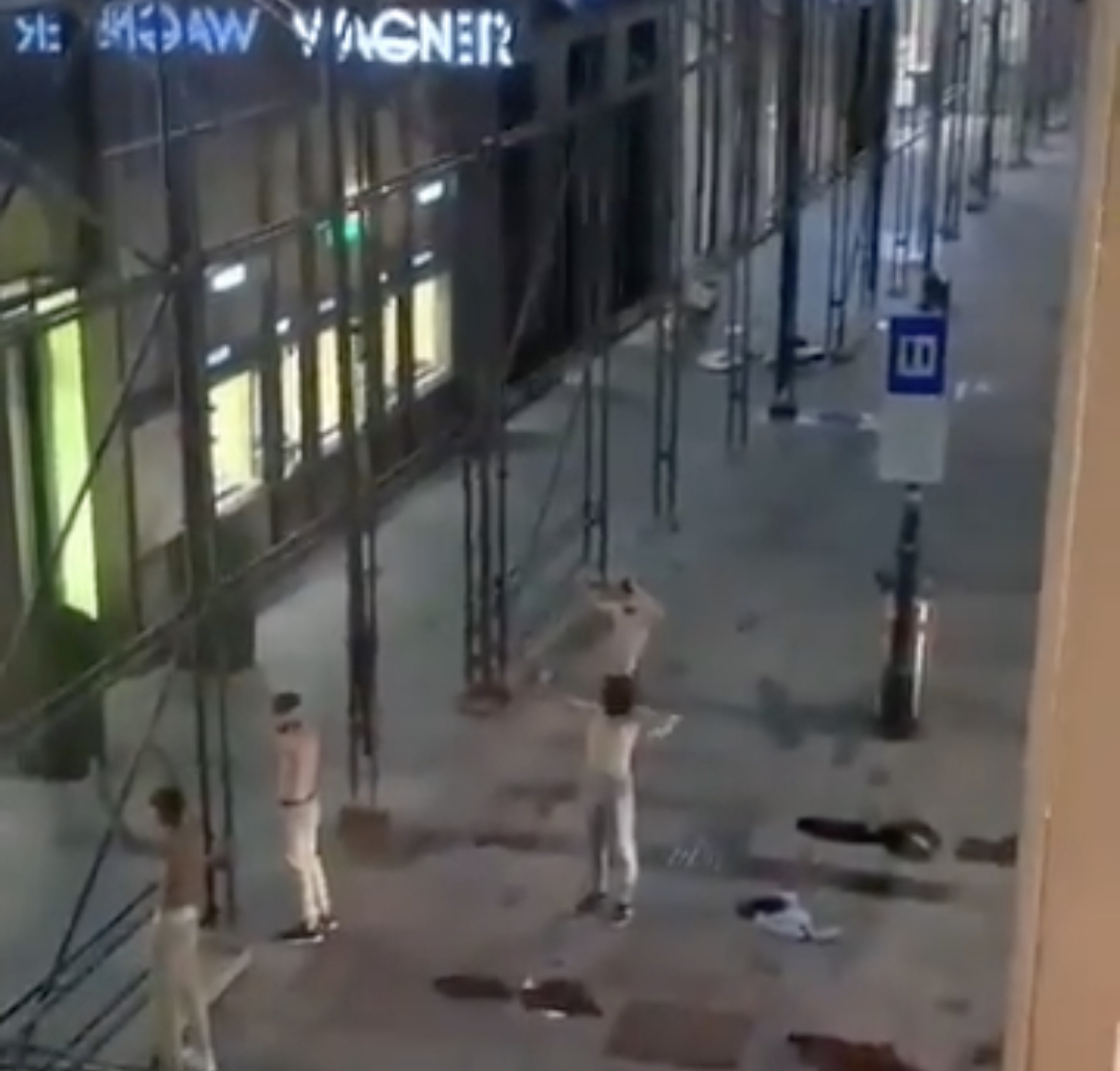 VIDEO&FOTO/ Pamjet e arrestimit te 4 terroristeve, vrasje ne restorant