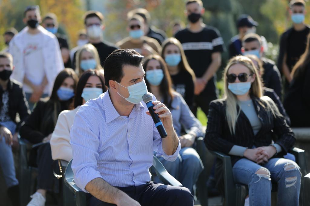 Basha: Vendimi për të kaluar mësimin online i pabesë, 10 mijë studentëve do u paguhet stazhi