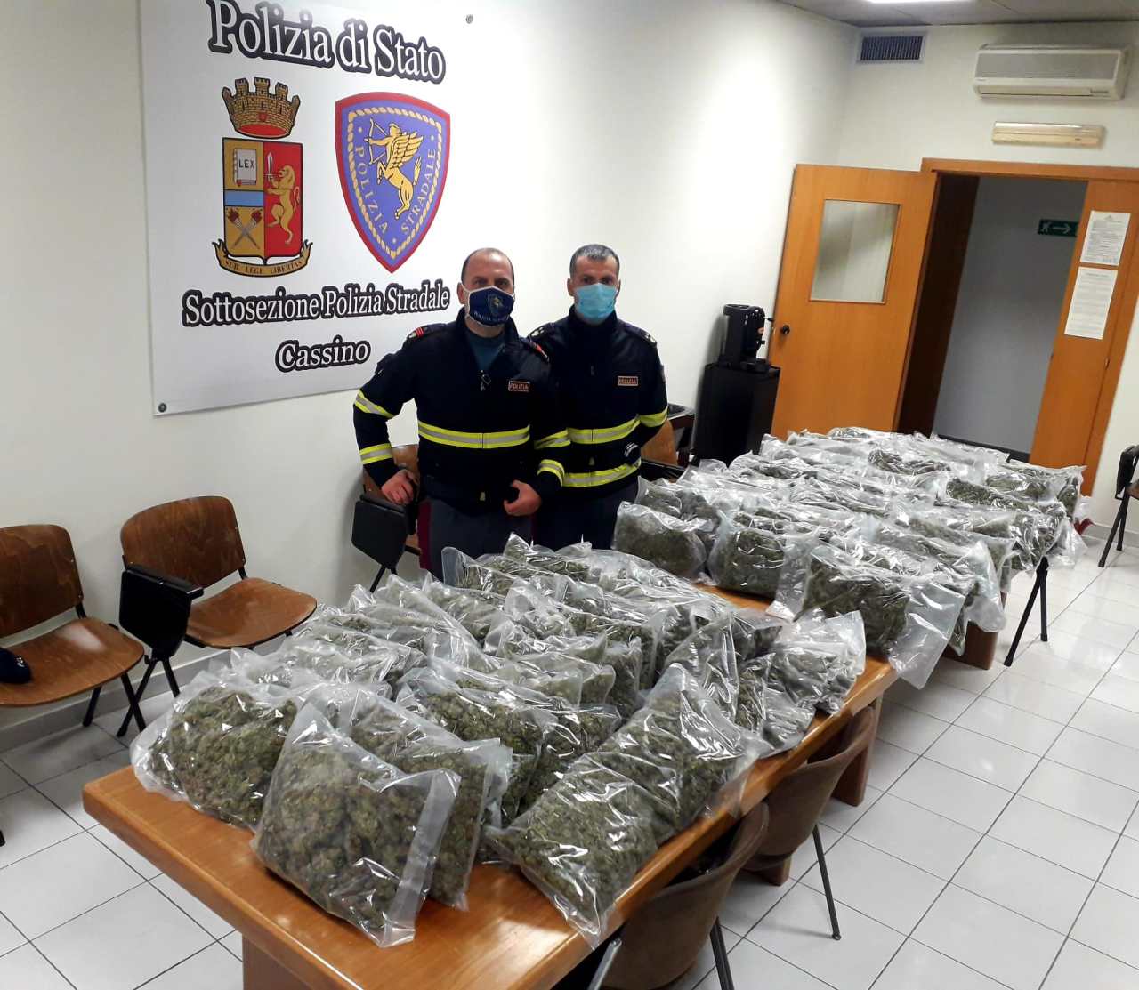 Itali/ Arrestohet shqiptari me 53 kilogramë drogë