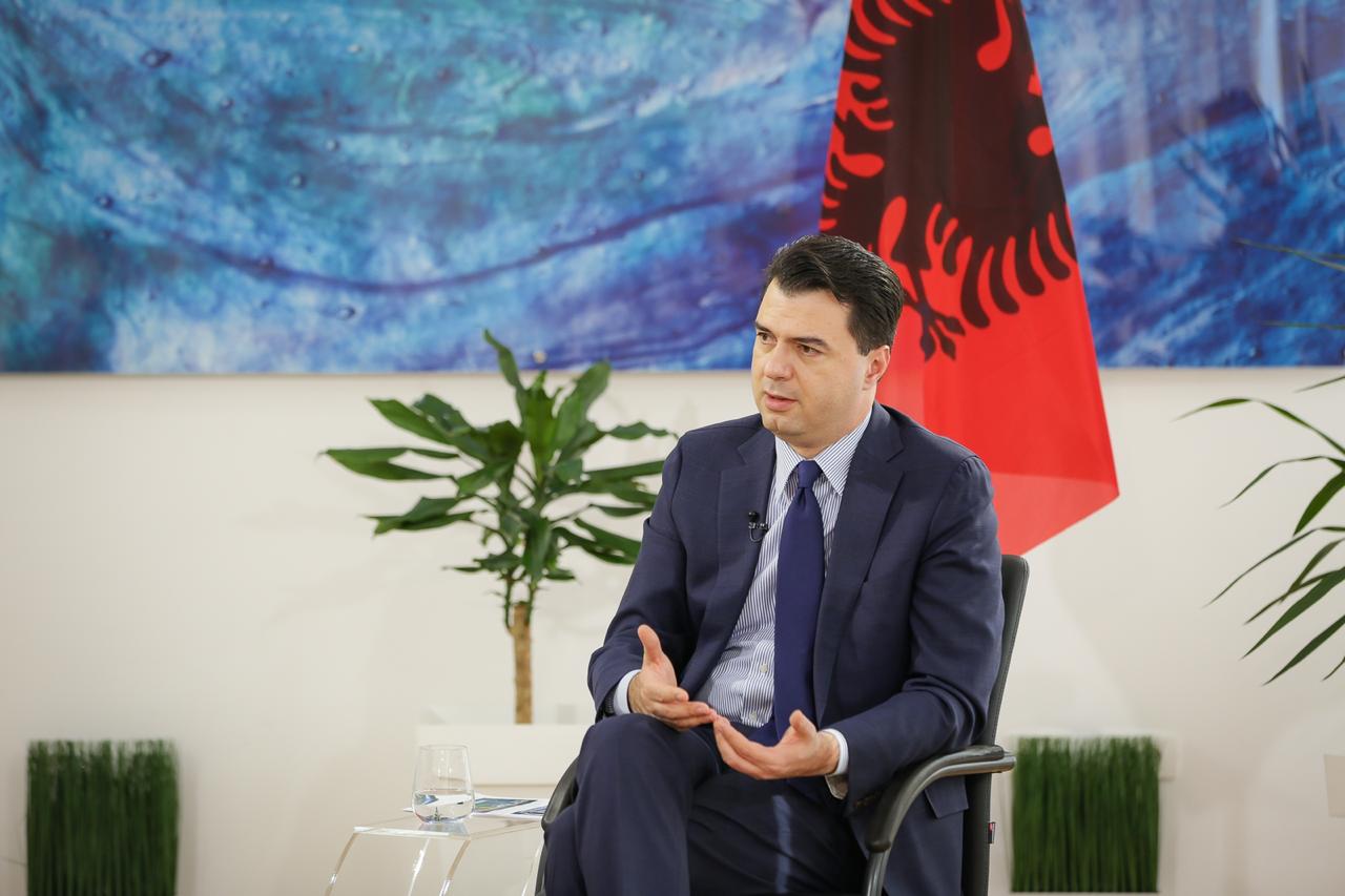 Manipulimi i vdekjeve me COVID, Basha: Gishti tregon të keqen, kryeministri tregon gishtin