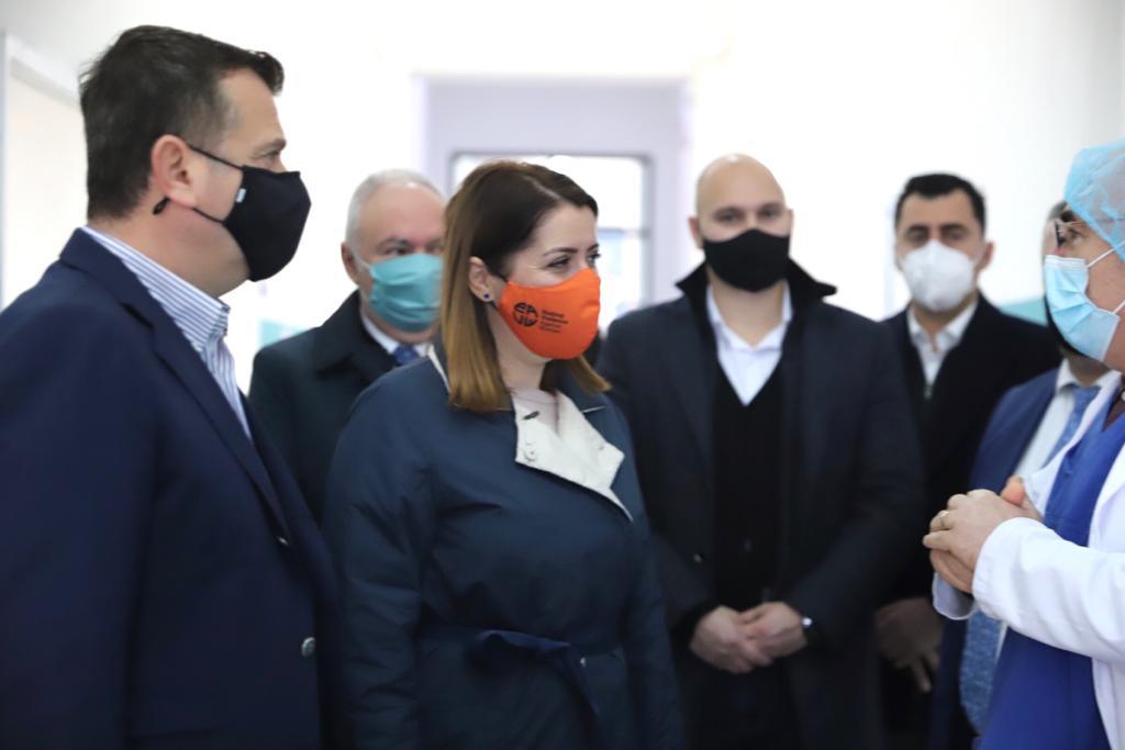 Manastirliu zbulon skenarin e parë anticovid ne rrethe: 5 spitale rajonale, 600 shtretër