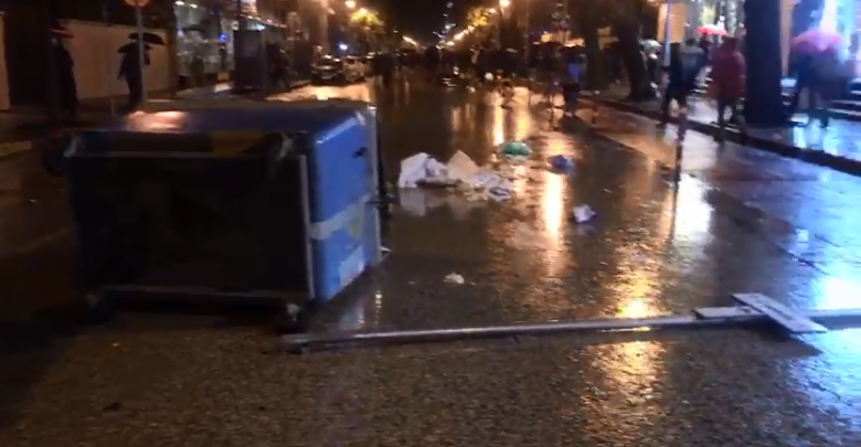 Tirana në flakë, blindohet Kryeministria