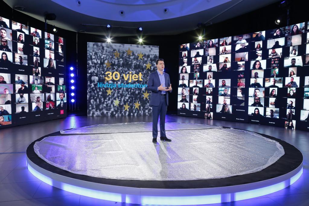 Basha: Ndryshimi i Shqipërisë do të vijë, por do të bëhet vetëm nga rinia shqiptare