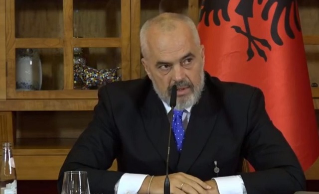 Vaksina anti-covid falas, jo e detyrueshme për qytetarët