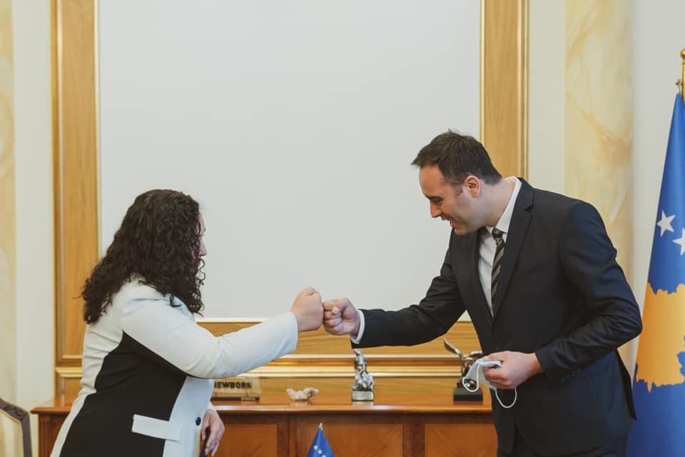 Glauk Konjufca, kryetar Parlamenti dhe President në detyrë në të njëjtën kohë