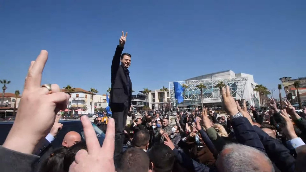 Basha në Kavajë: Ringritje ekonomike dhe mbështetja e lehtësimi i bizneseve