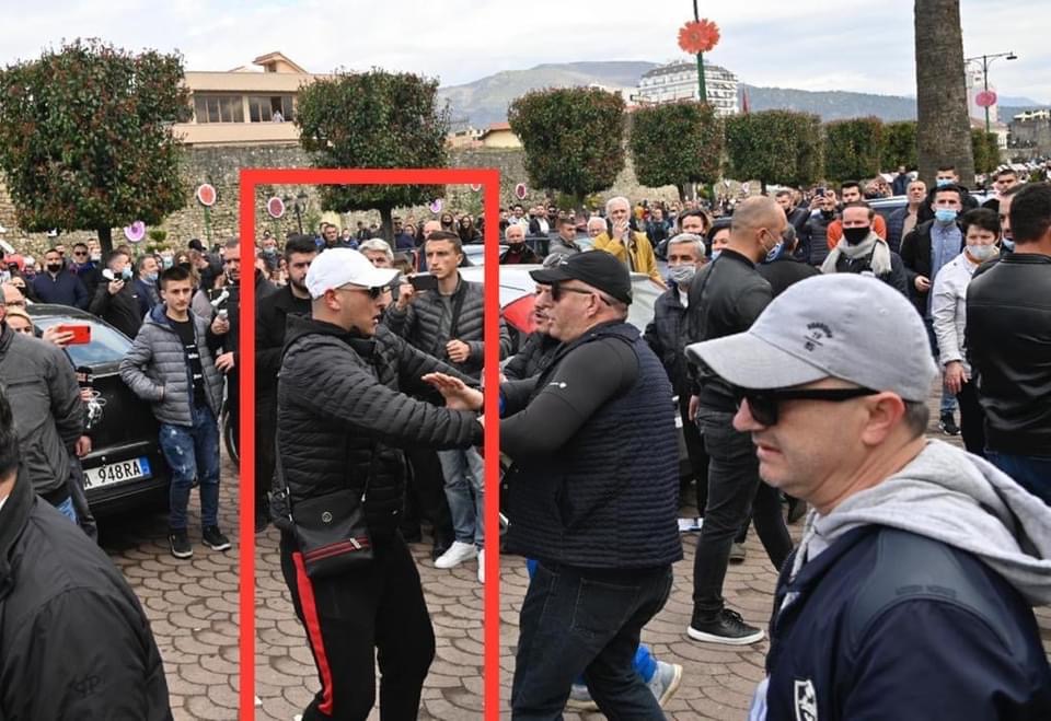 Gazment Bardhi nxjerr fotot: Ja ekipi kriminal me të cilin Edi Rama prishi festën në Elbasan