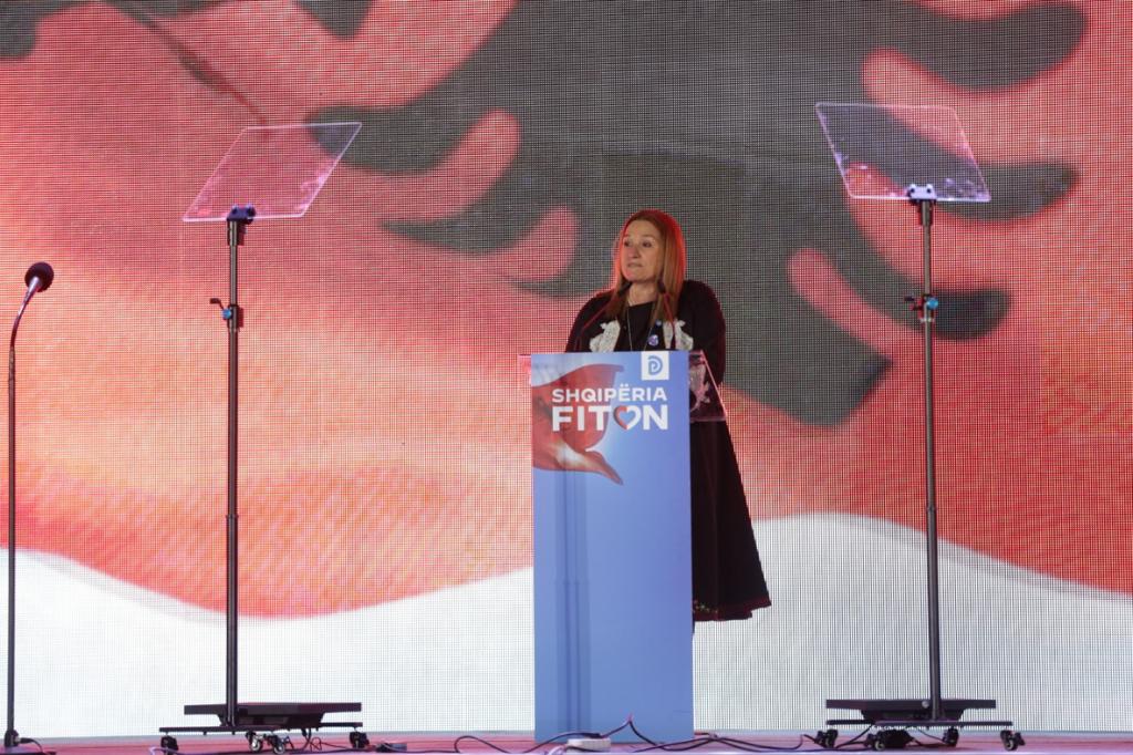 Basha: T’i japim fund tranzicionit dhe të hapim një faqe të re