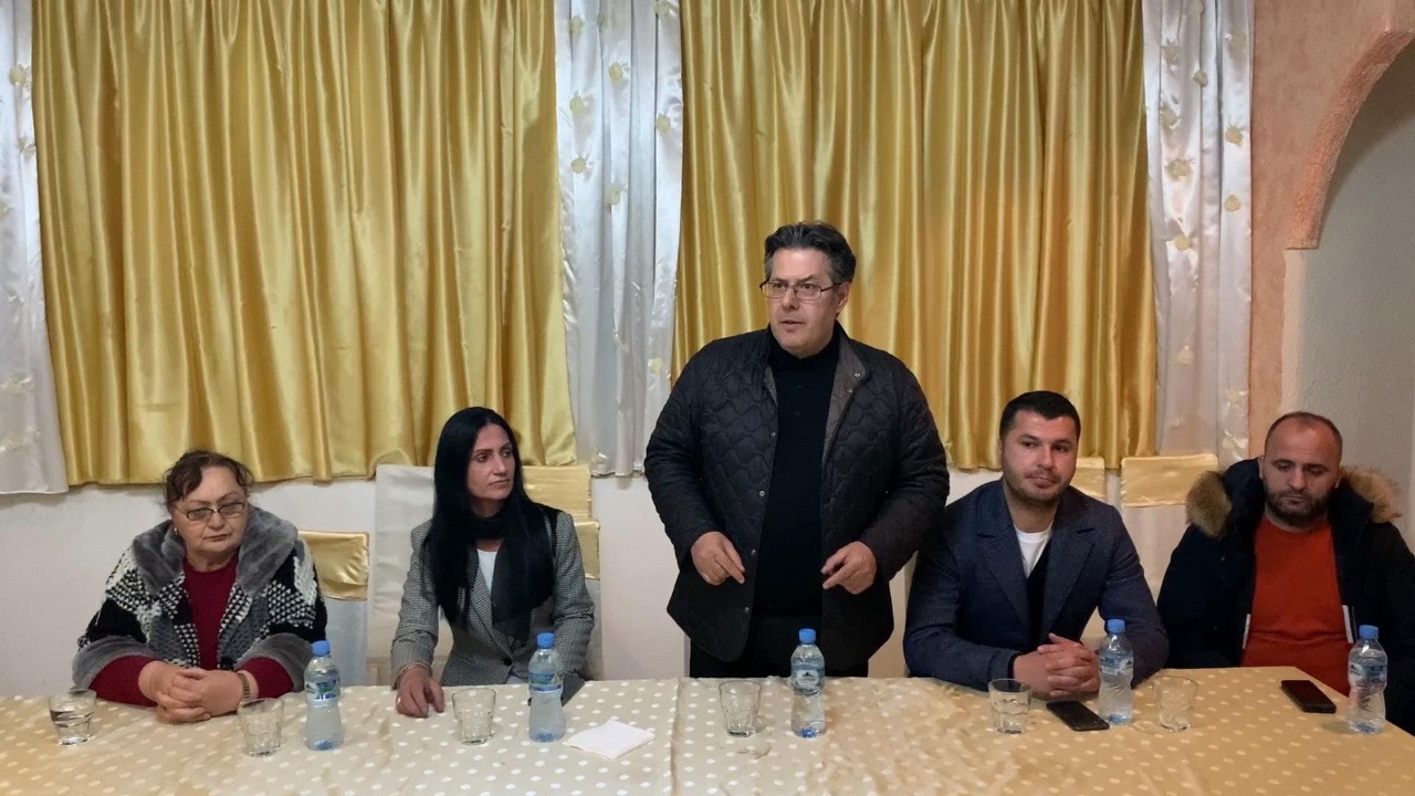 Me Edi Ramën, shqiptarët në garë me sirianët kush të ikë më parë nga vend