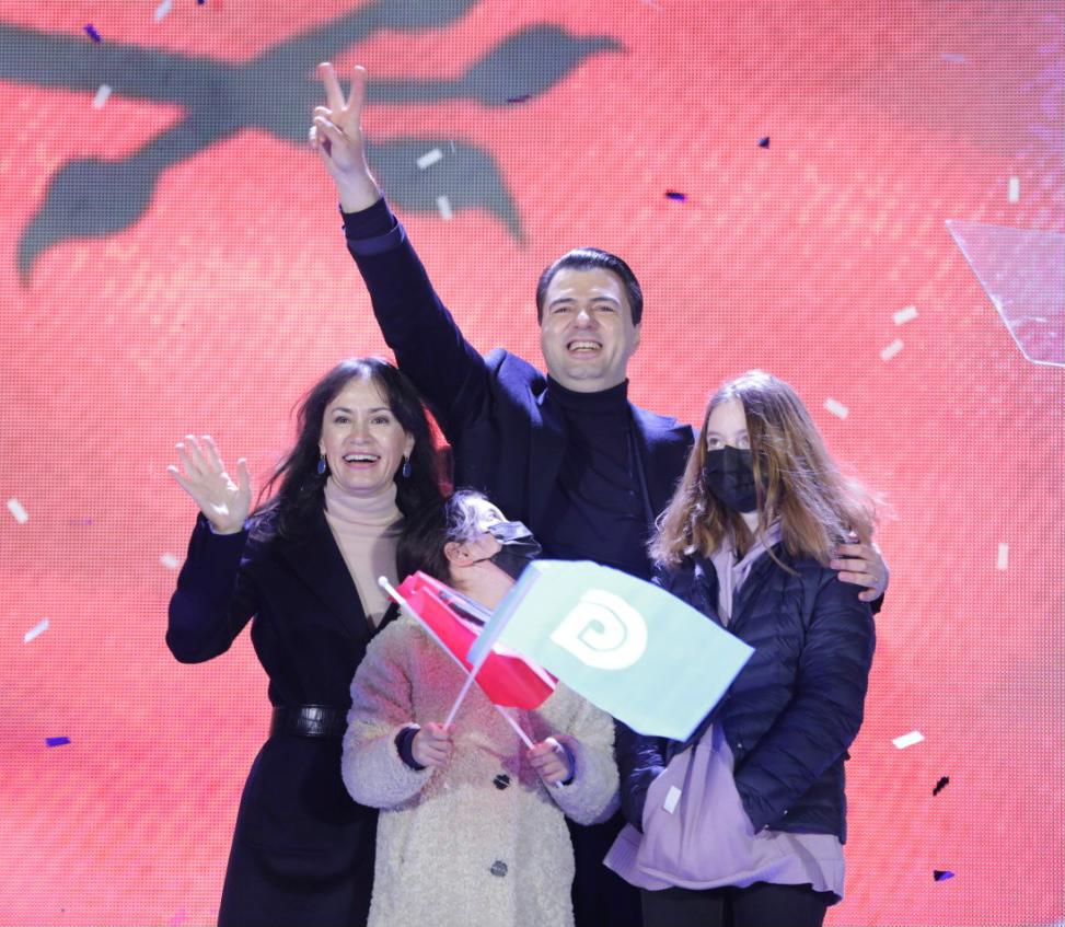 Basha: T’i japim fund tranzicionit dhe të hapim një faqe të re