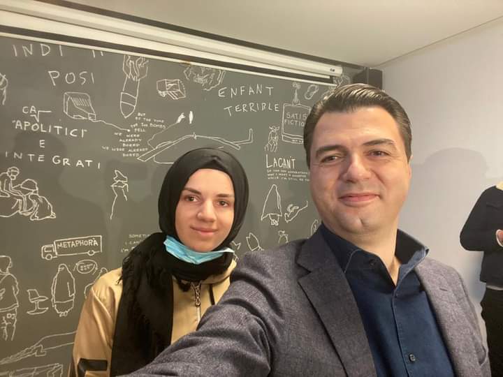 Basha poston foton me kampionen Shkodrane, optimizëm për ndryshim nga qyteti verior