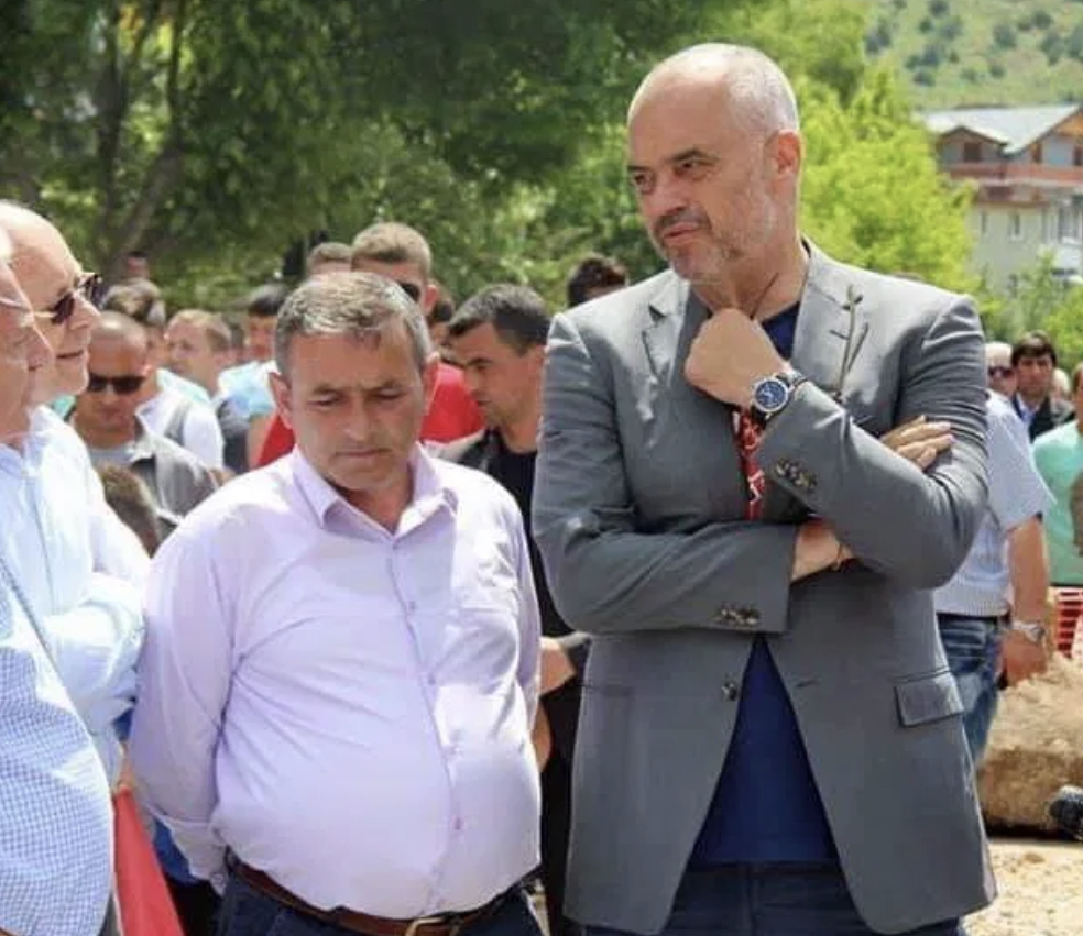 Berisha kaloi koronavirusin, dy ditë me temperature