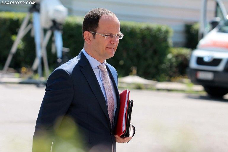 Ditmir Bushati i ashpër me listën Rama: Kandidatë për deputetë që kanë shkaktuar gjakderdhje financiare