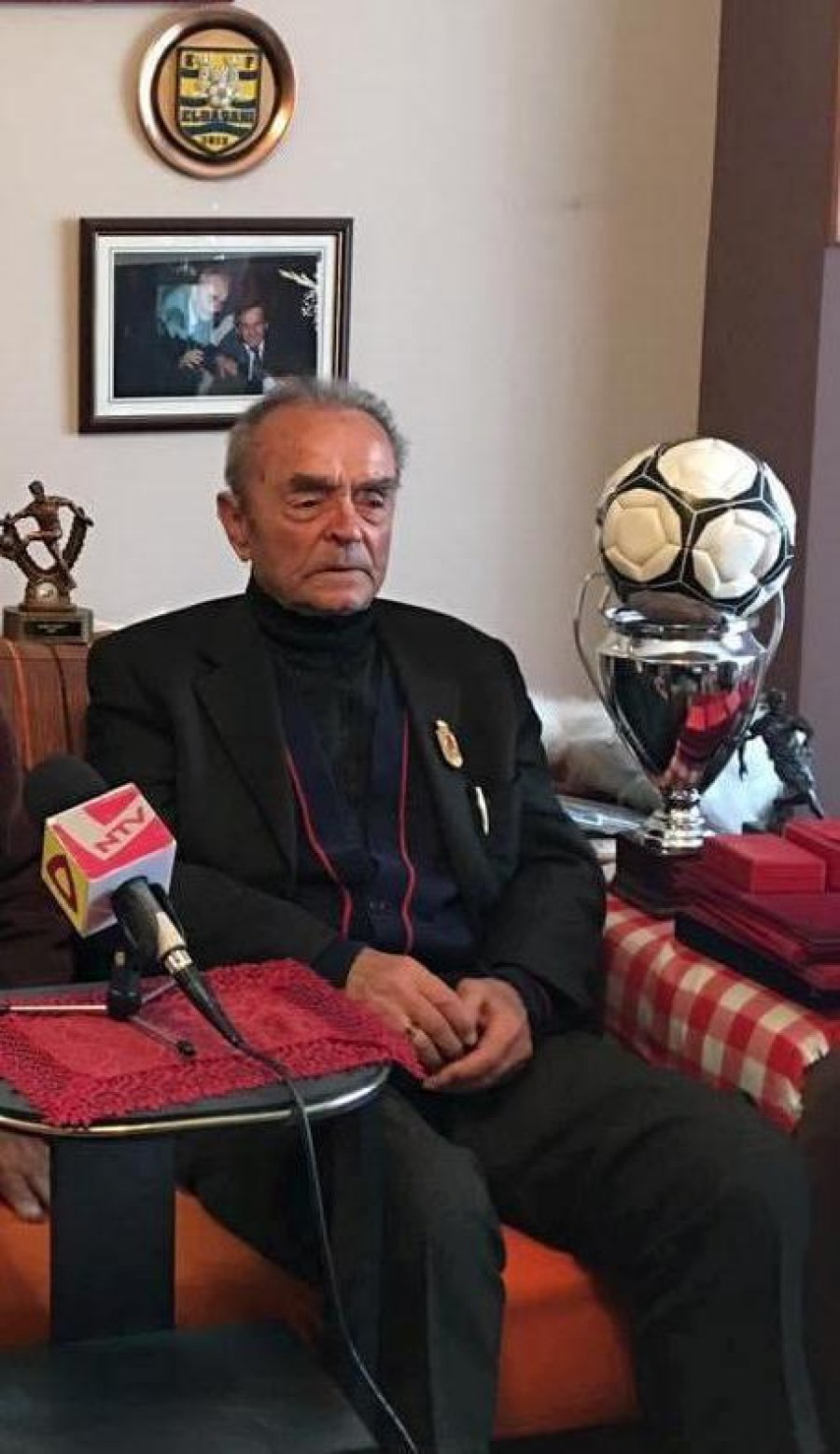 4 ish futbollistë humbasin jetën në një ditë, largohet edhe Sabri Peqini