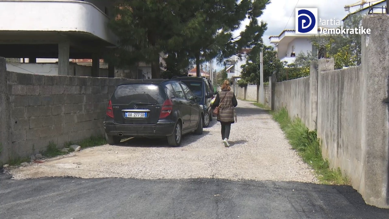 Banorët e “Njësisë 7” refuzojnë politikën e asfaltit elektoral. Gent Strazimiri: Erion Veliaj dhe Etilda Gjoni në SPAK për krim elektoral