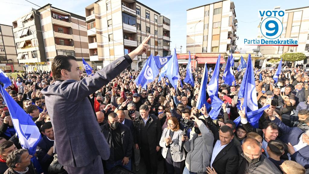 Basha në Burrel dhe Klos: “8 vitet më të gjata për familjet shqiptare. Etja juaj për ndryshim më emocionon”