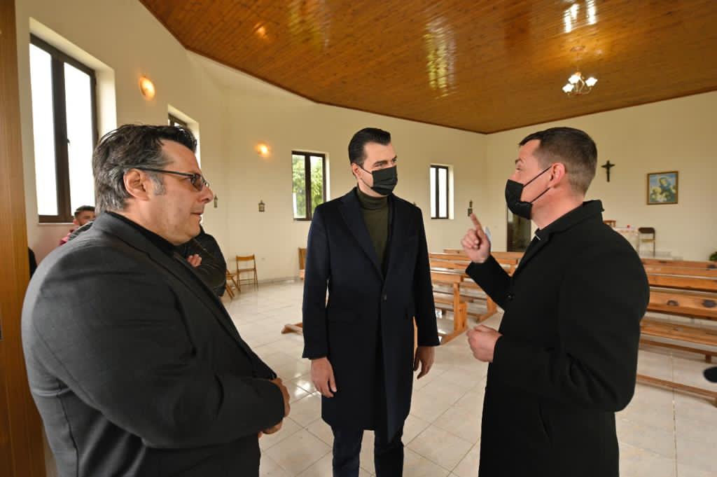 PASHKËT/ Basha vizitë te Kisha e Jubës: Fillim i ri për të gjithë