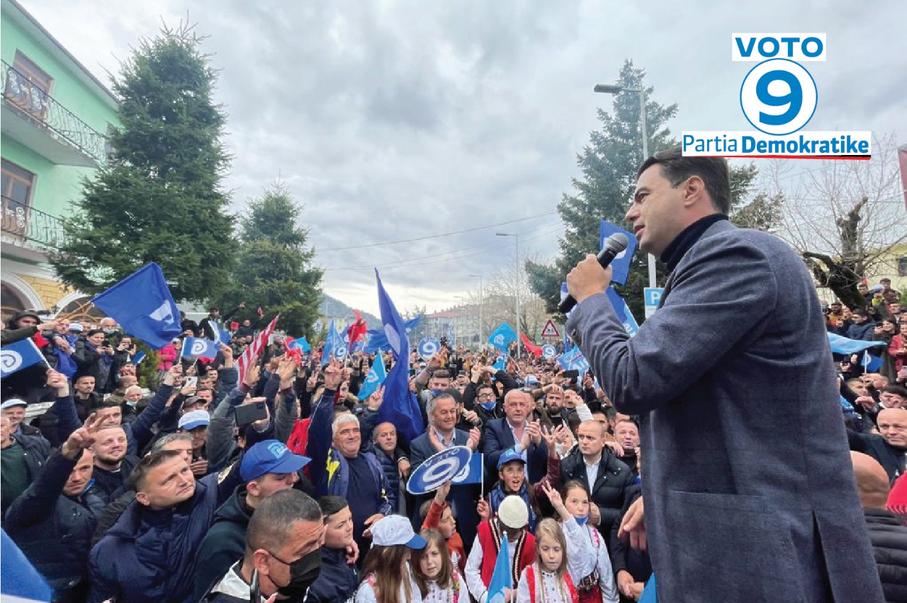Basha në Fushë-Arrëz: Ora e ndryshimit po vjen! Ndryshimi është në dorën tuaj! Votoni masivisht numrin 9!